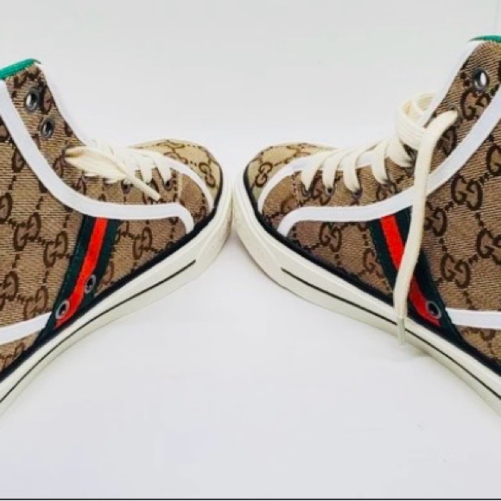 Gucci Beige High-Tops with Green and Red Accents - Picture 6 of 9